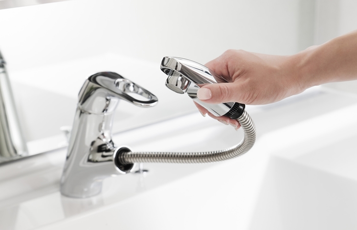 キッチンの水栓は交換できる